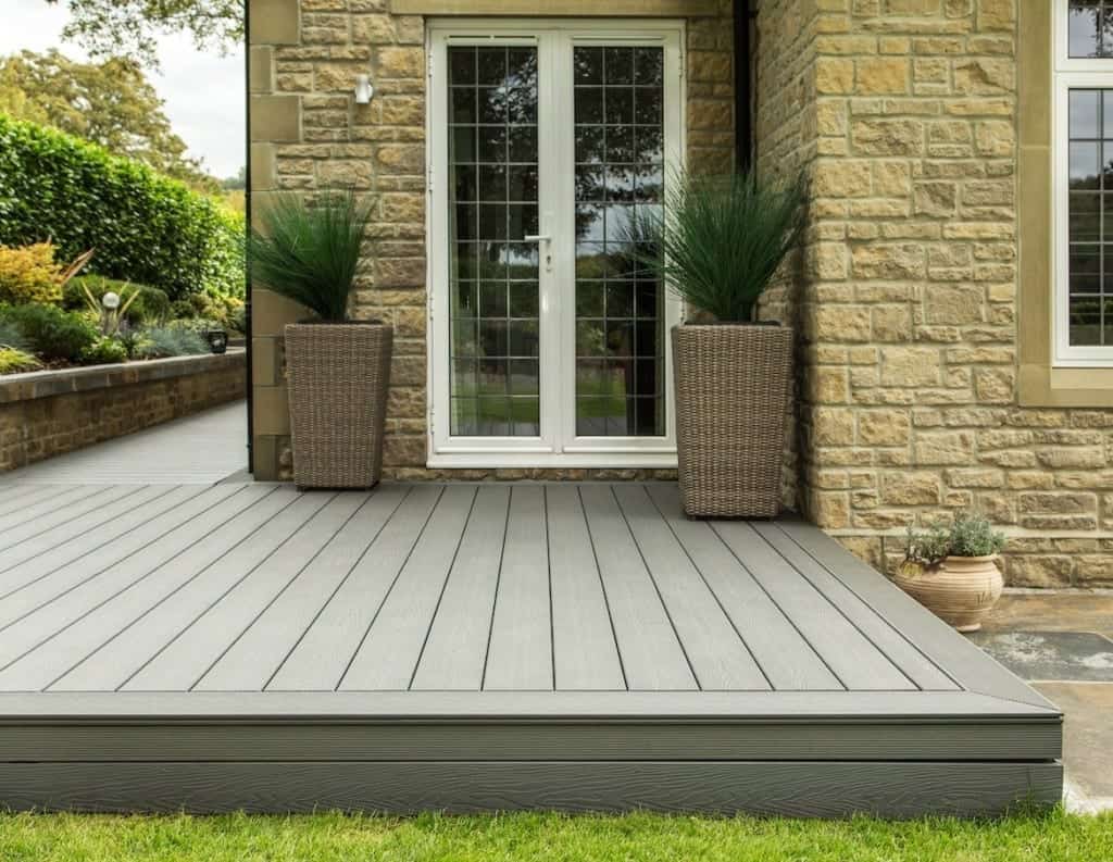 deck builders